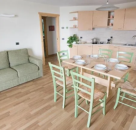 Elena Apartman
