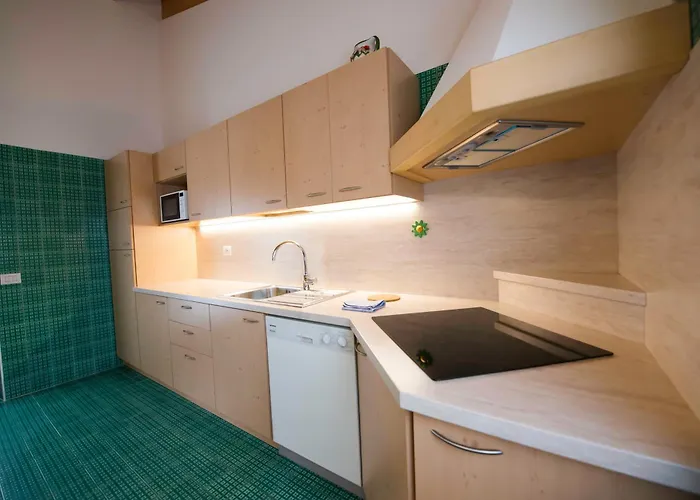 Elena Apartment *